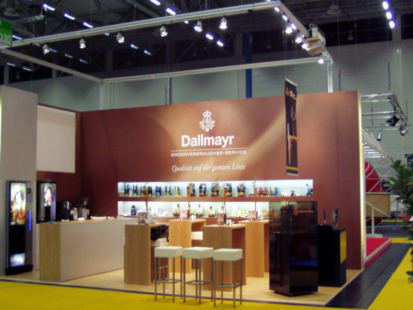 Messestand Dallmayr 2007 Theke, Stehtische, Barhocker, Leuchts�ule