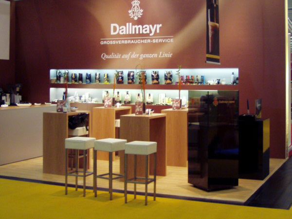 Messestand Dallmayr 2007 Theke, Stehtische, Barhocker, Leuchts�ule