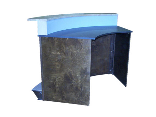 Theke Groningen mit beleuchtbarem Board und Fu�tritt im Sudhausnachbau