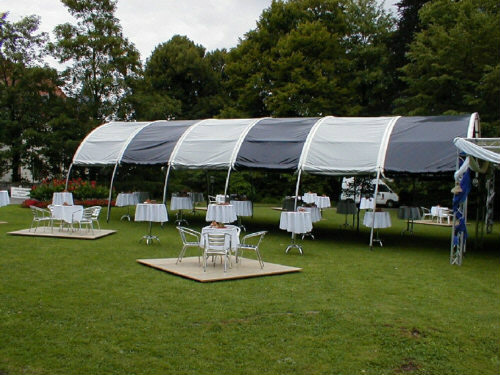 Zelte,�berdachung,St�hle,Tische,B�hne,Oldtimerverleih, Buffet und Dekoration